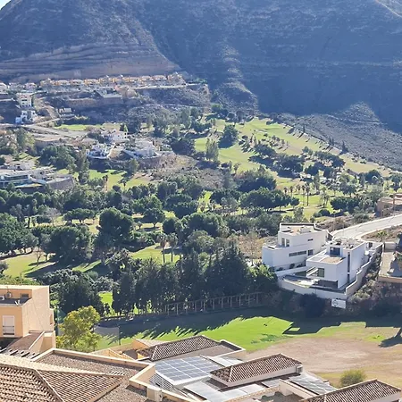 Sybarix Terrace, Mar, Golf, Wifi, Garaje, Relax *